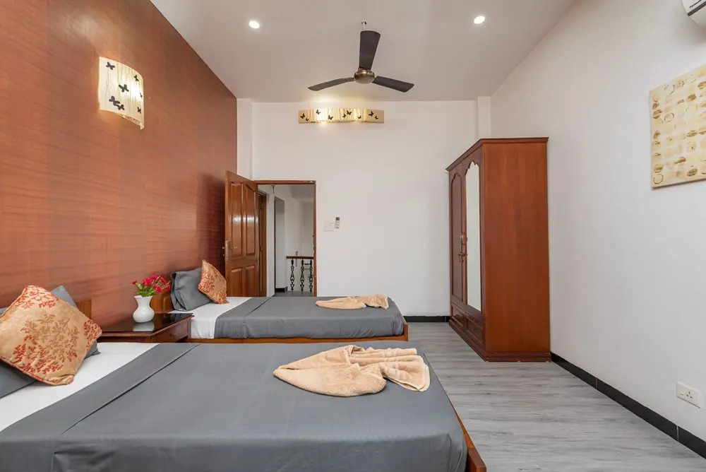 Villa Calangute Phase 17 -16 or 17BHK -Great For Large Groups