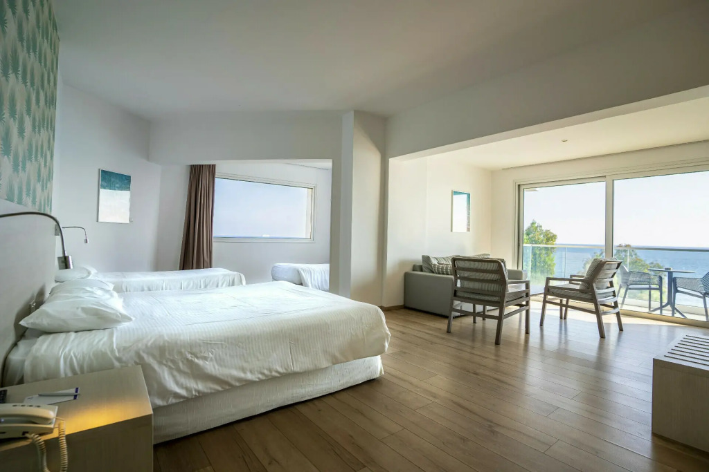 Harmony Bay Hotel