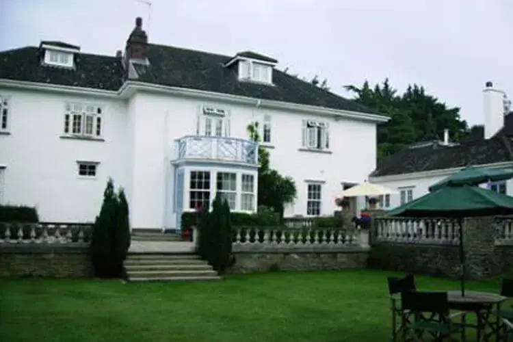 Westfield House - Guest house