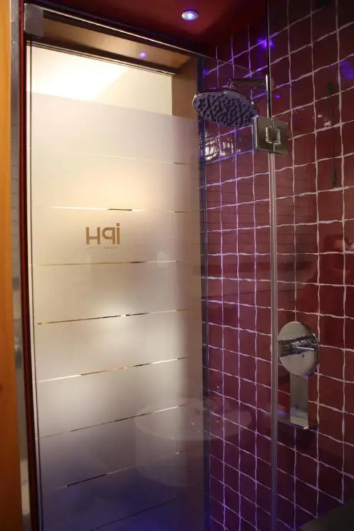 NEW IPOINT HOTEL