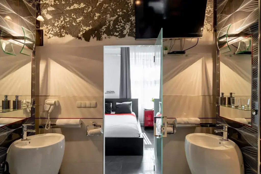 Komorowski Luxury Guest Rooms