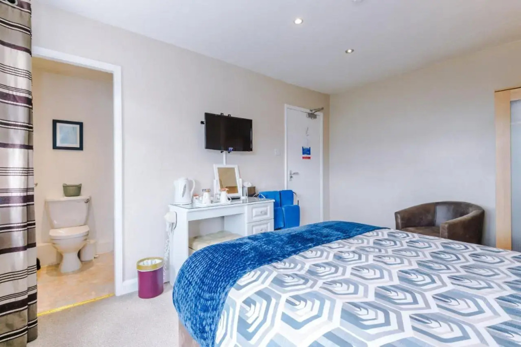Holcombe Guest House