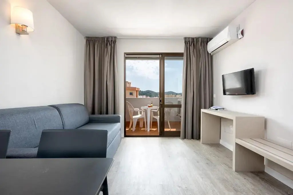 Veramar Aparthotel