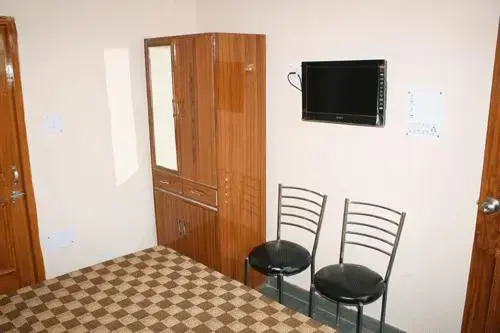 Hotel Kailash Inn