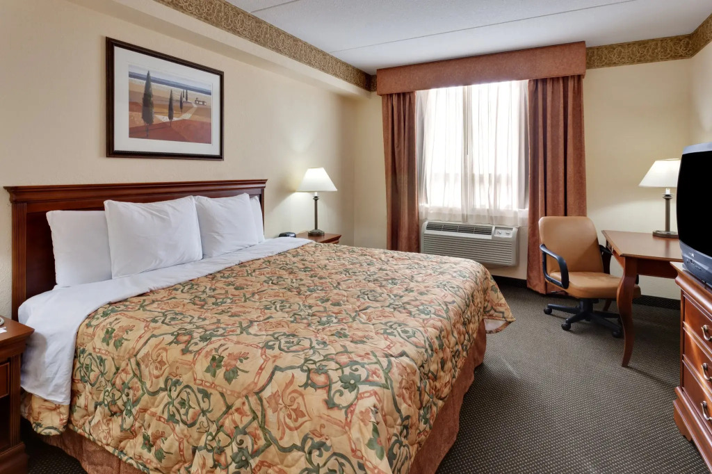 Staywell Inn & Suites
