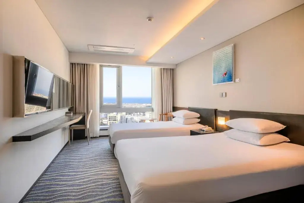 Gloucester Hotel and Resorts
