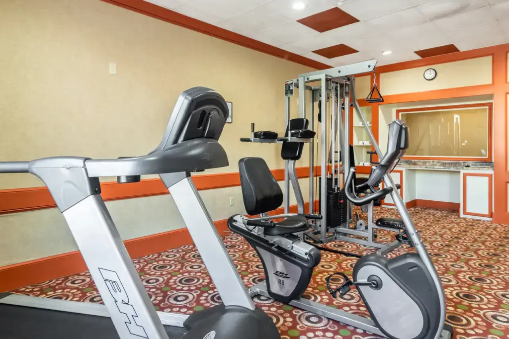 Quality Inn & Suites Indiana South