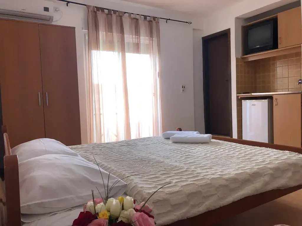 Lazorja Rooms