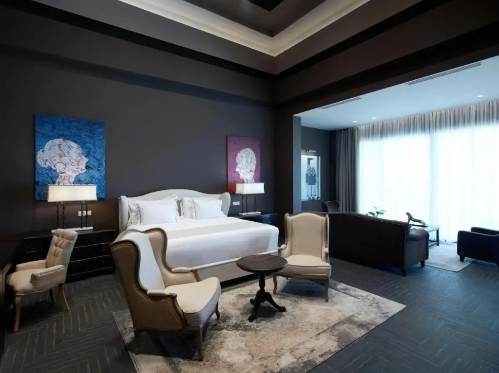 Pelagos Suites Hotel & Spa