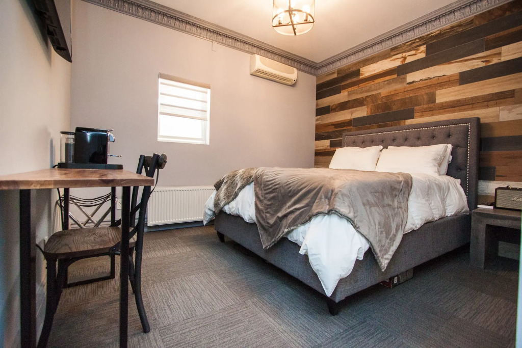 Wellesley Manor Boutique Hotel