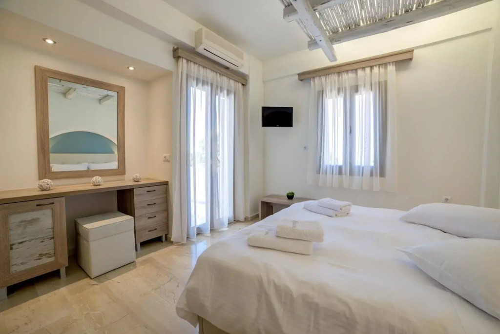 Ifestos Hotel