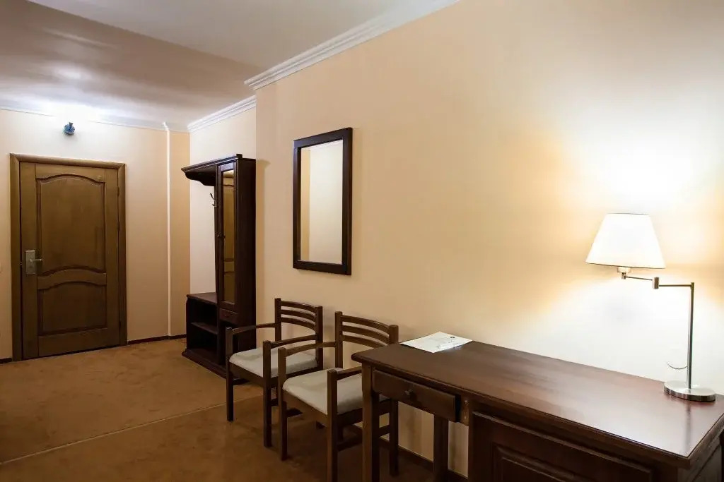 Home Hotel