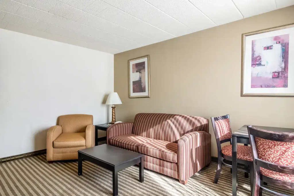 Quality Inn & Suites Indiana South