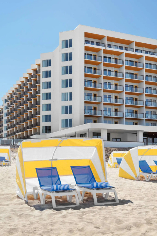Delta Hotels by Marriott™ Virginia Beach Waterfront Suites