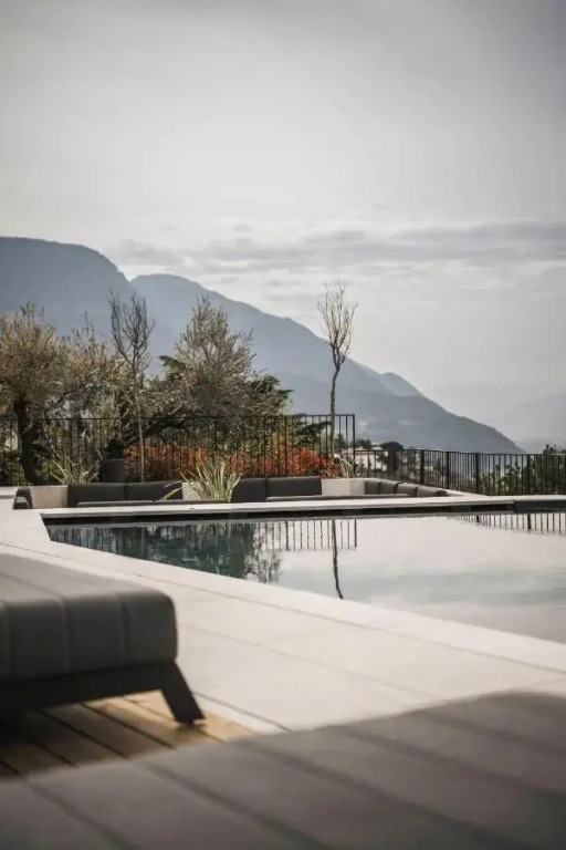SomVita Suites