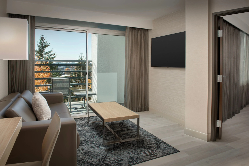 AC Hotel by Marriott Portland Lake Oswego