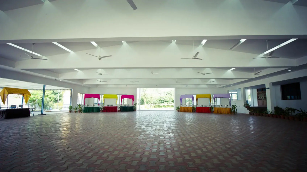 Nala Hotels - Namakkal
