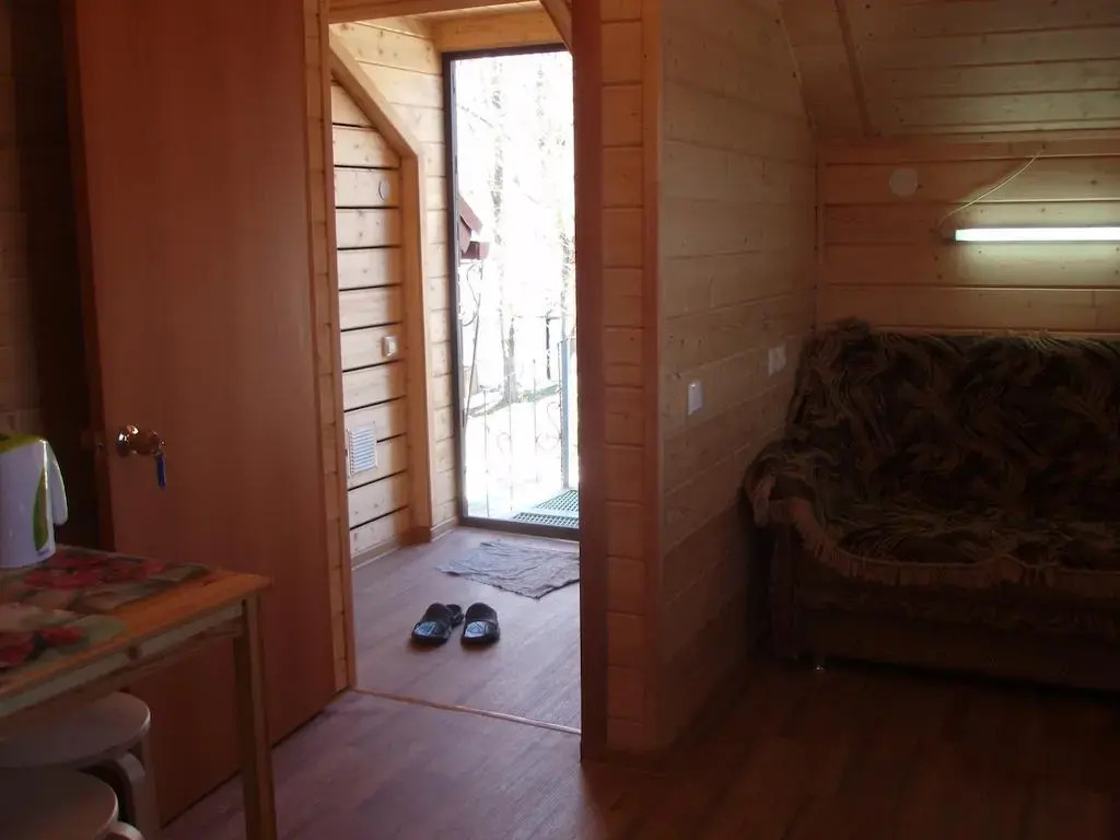 Orlinaya Polka Guest House