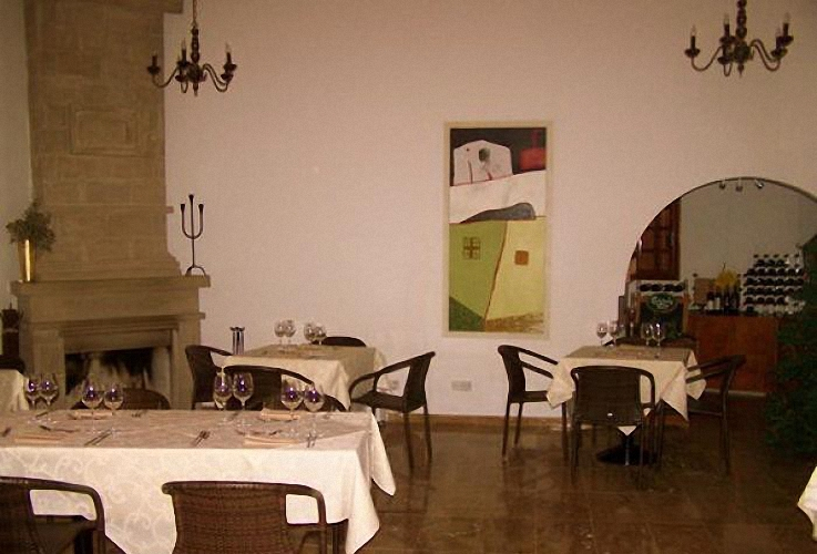 Lefkara Hotel