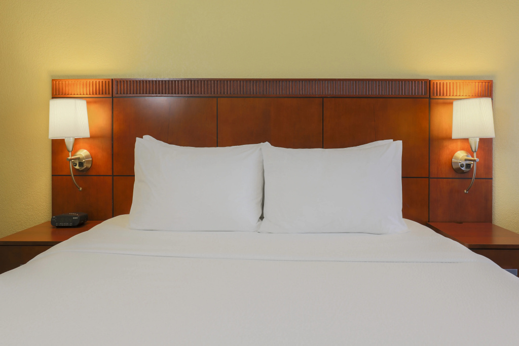 Courtyard by Marriott Austin Airport