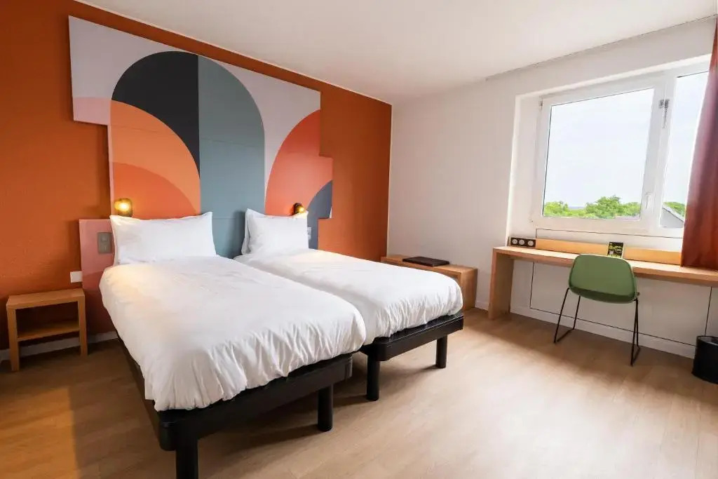 B&B HOTEL Mons Gare