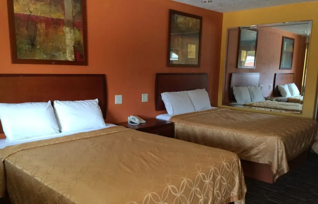 Select Inn & Suites Houston