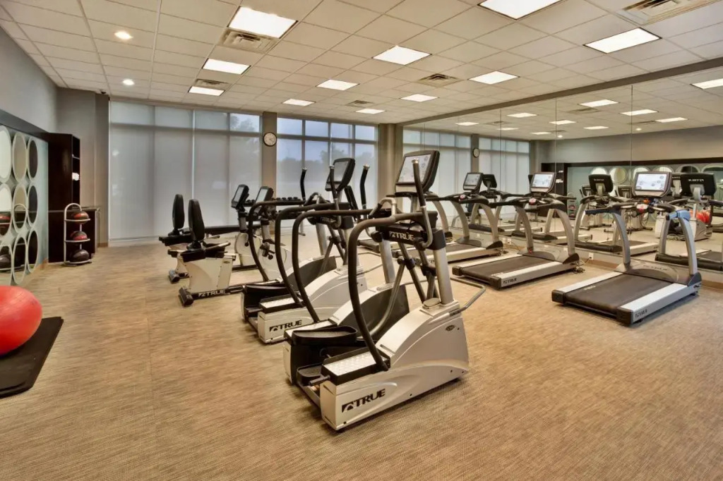 Holiday Inn Detroit Metro Airport by IHG