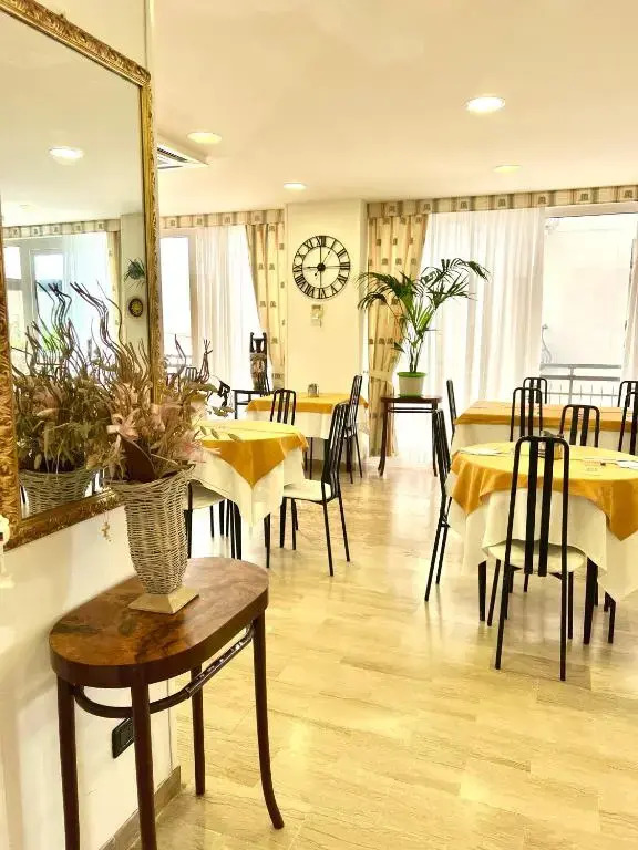 Hotel B&B Montecarlo