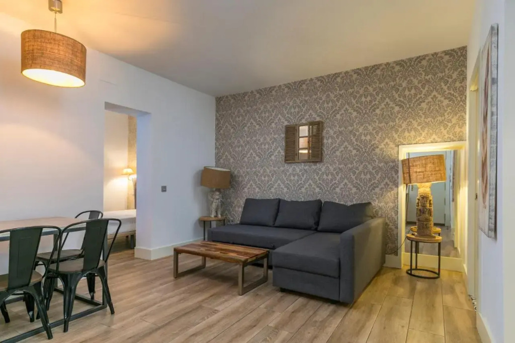 HOMEABOUT DIEGO DE LEÓN Apartment I