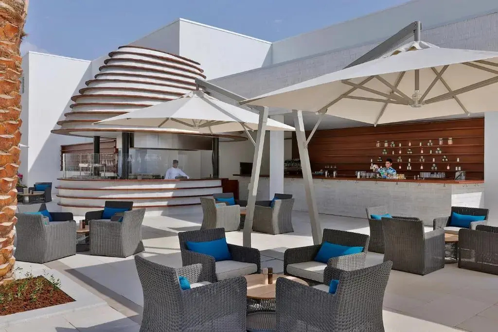 Курортный отель Hilton Abu Dhabi Yas Island