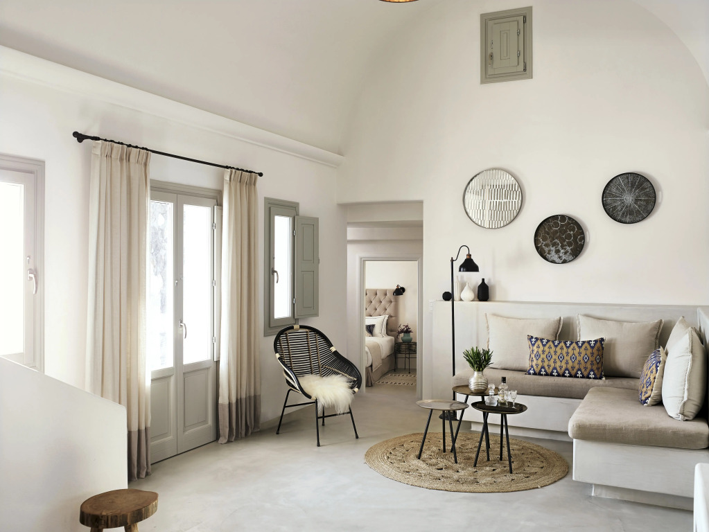 Santo Pure Oia Suites & Villas