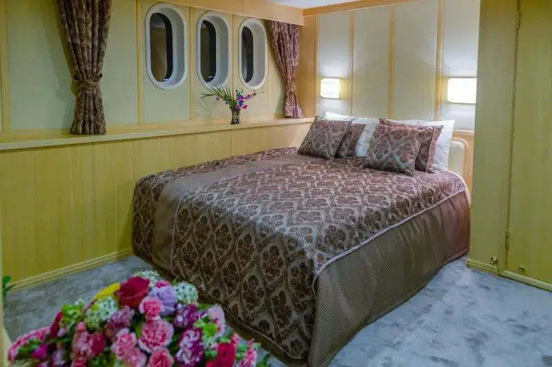 Fantom Luxury Yacht