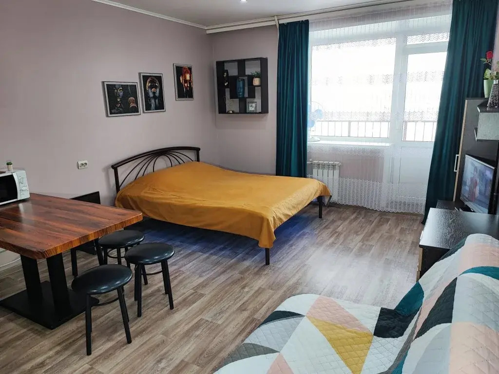 On Komarova Apartments