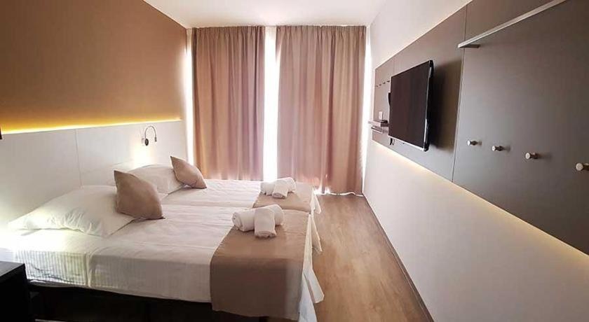 Planet Hotels BLUE