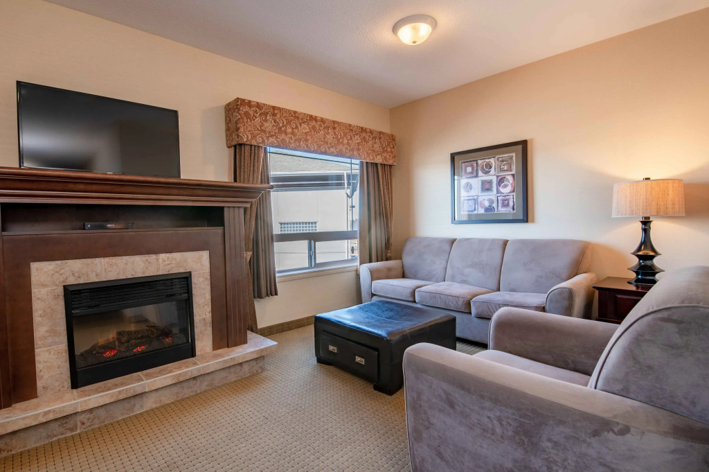 Canalta Hotel High River