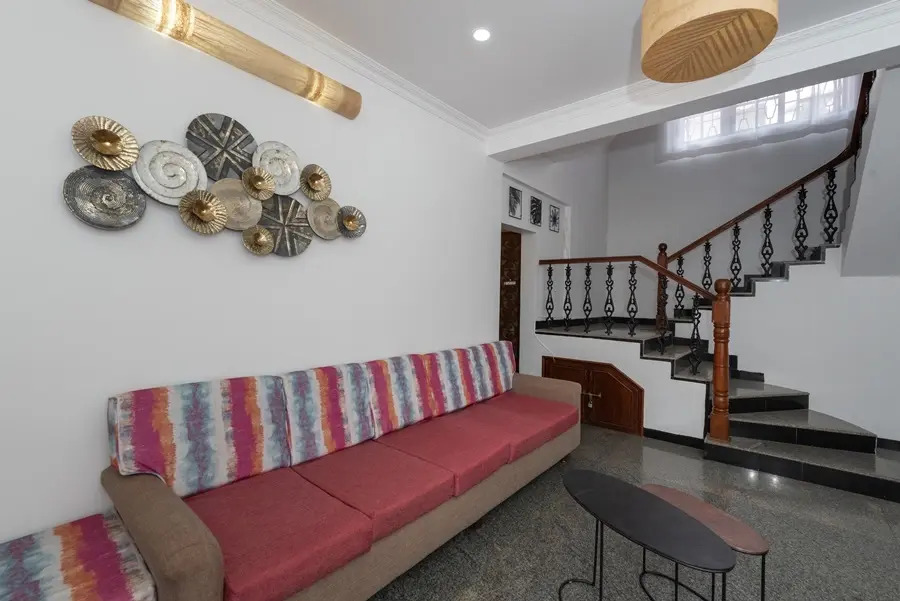 Villa Calangute Phase 17 -16 or 17BHK -Great For Large Groups