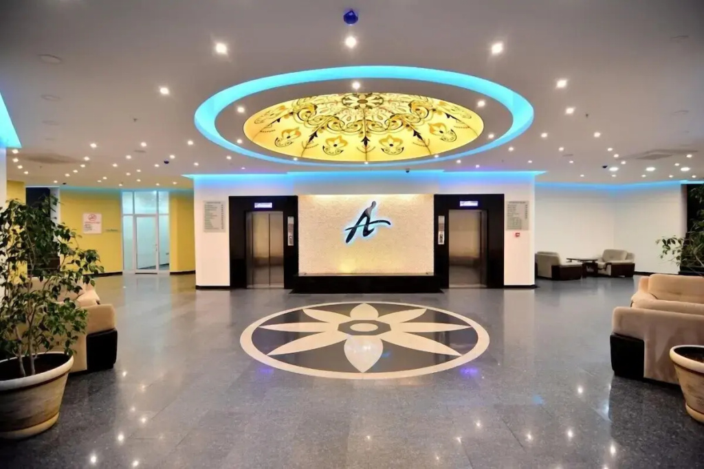 Отель Ананас