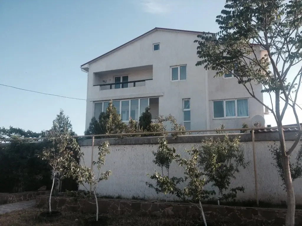 Belaya Guest House