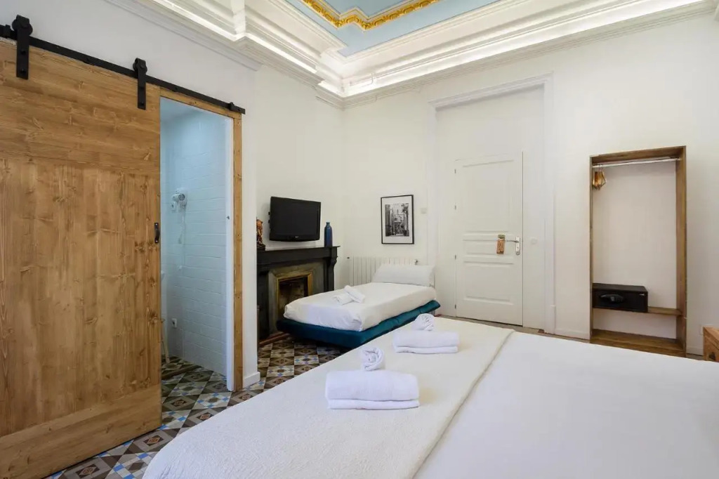 Hostal Girona