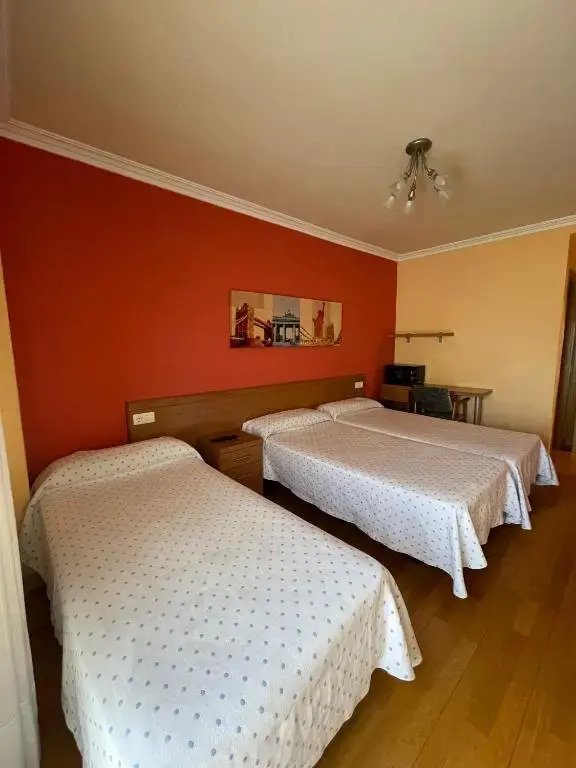 Hostal Santiago 2