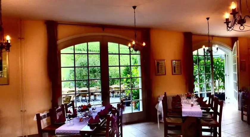 Weingut und Hotel Haus am Drachenloch
