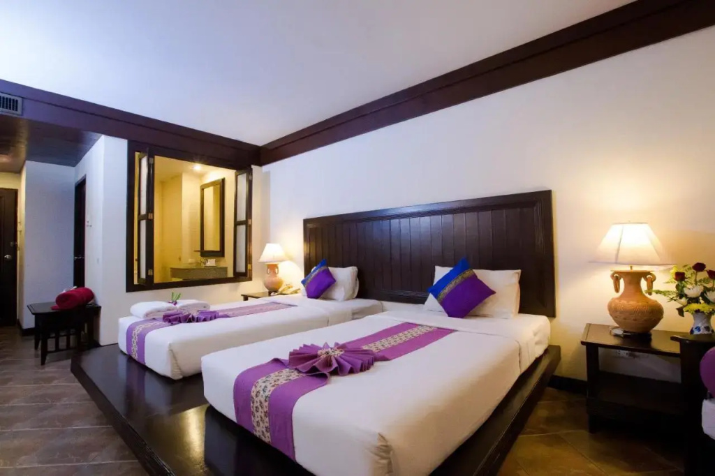 Kata Poolside Resort SHA Extra Plus