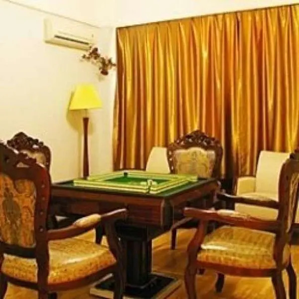HanTing Hotel (Baotou Minzu East Road)