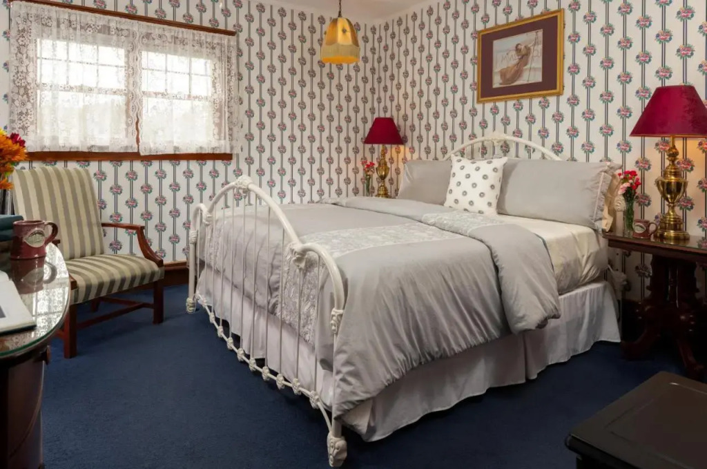 Palmer House Inn