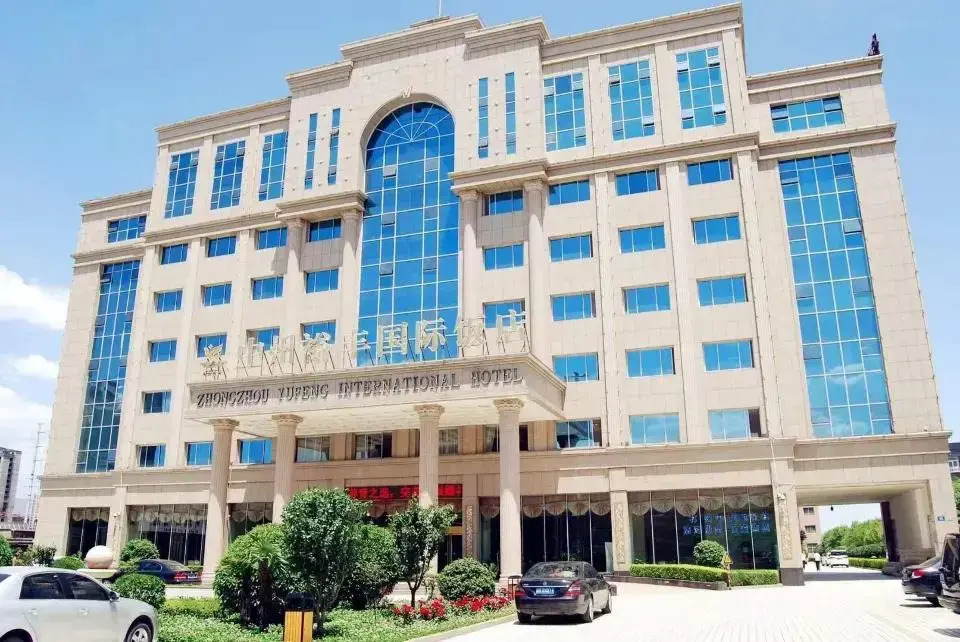Zhongzhou Yufeng International Hotel