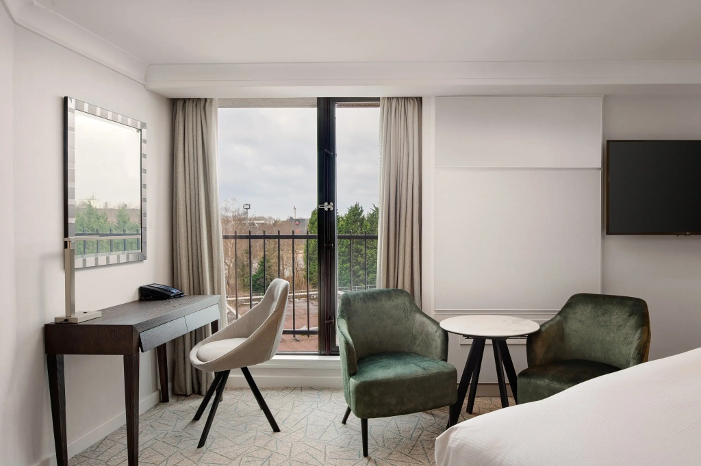 Hilton Birmingham Metropole Hotel