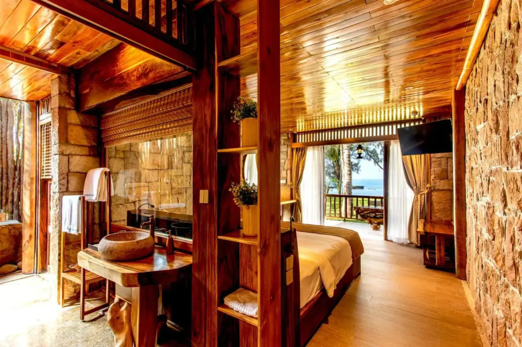 Курортный отель Ocean Bay Phu Quoc Resort and Spa