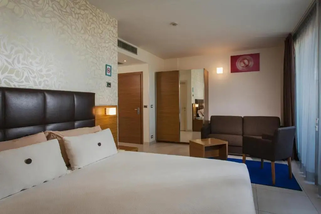 Aqua Hotel