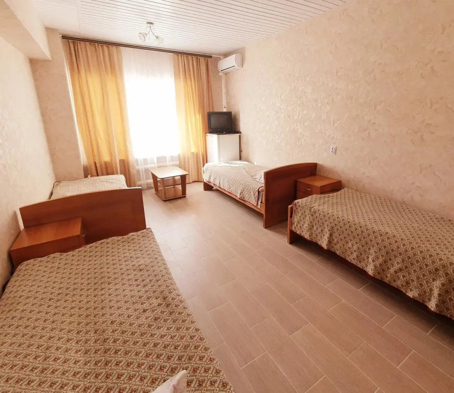 Hotel Mayak