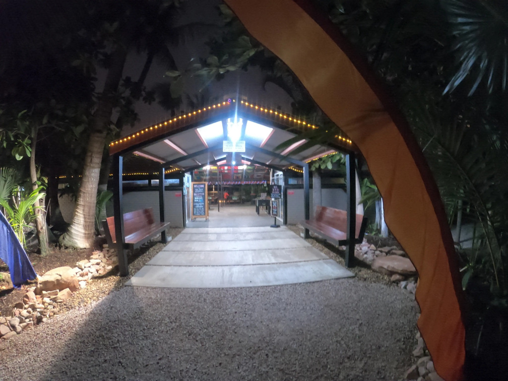 Cable Beach Backpackers